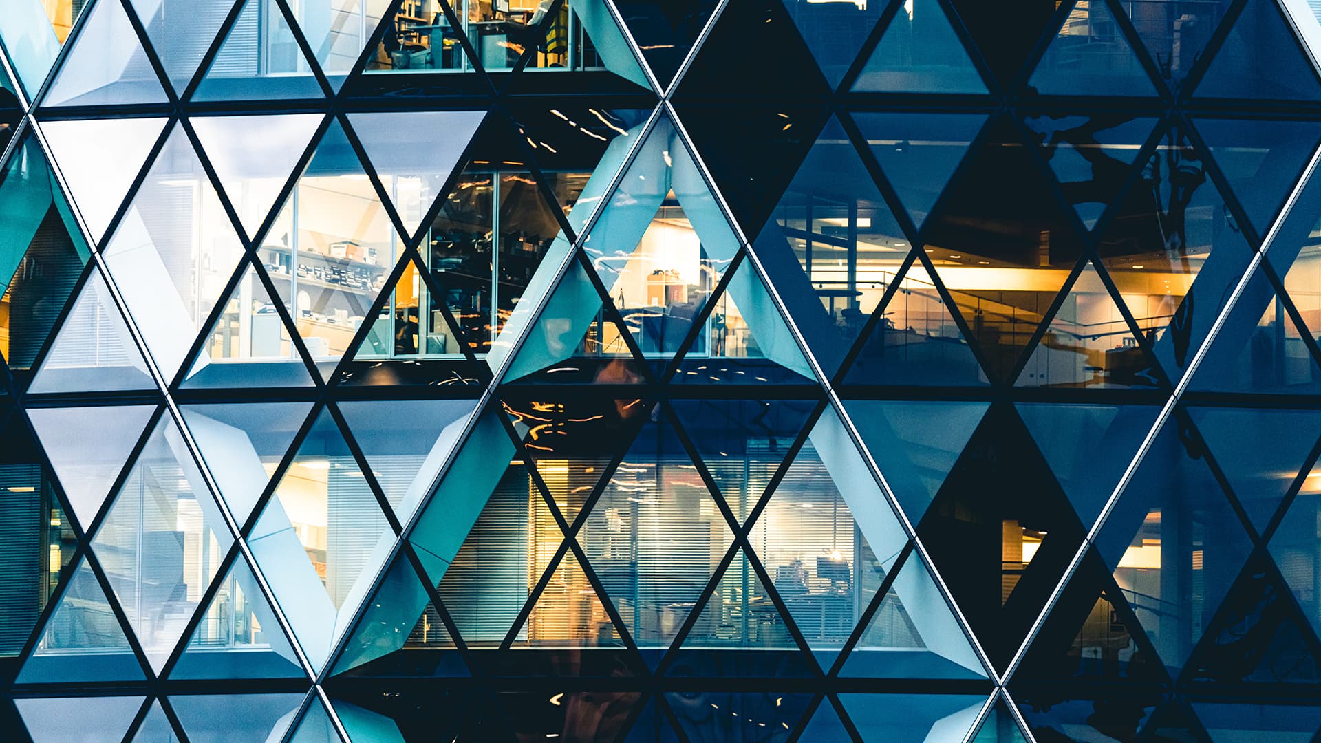 AGL - US CRE Investment Report Background