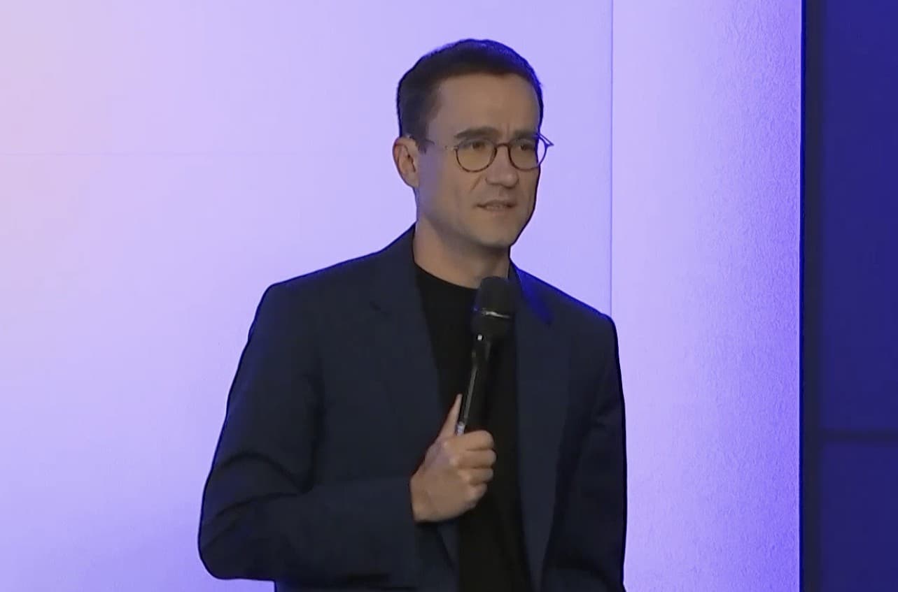 AGL Insight Inside The First Altus Innovation Summit In Paris Image