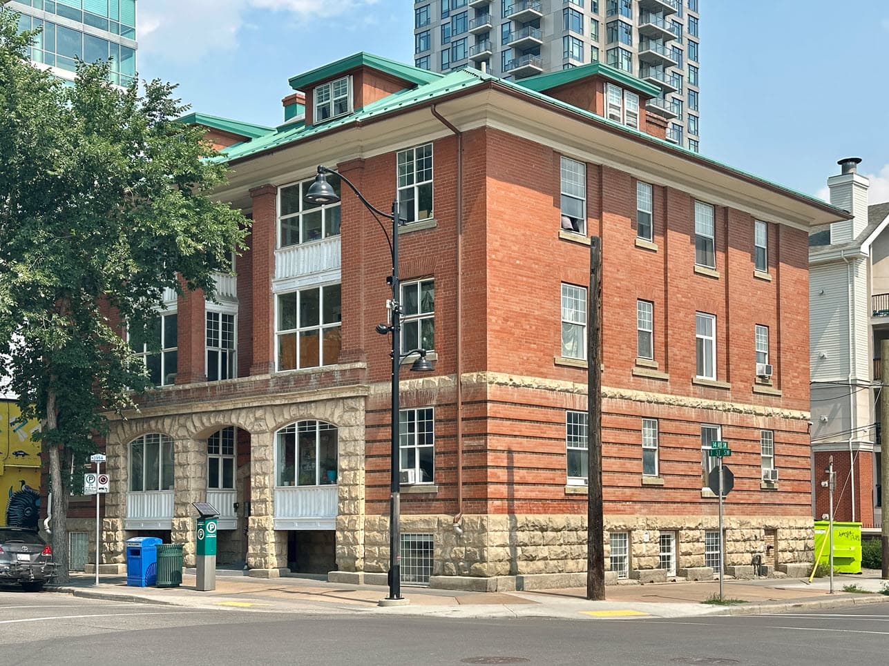 GCA st Street SW
